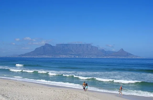 Table Mountain's flat plateau rising behind the city of Cape Town